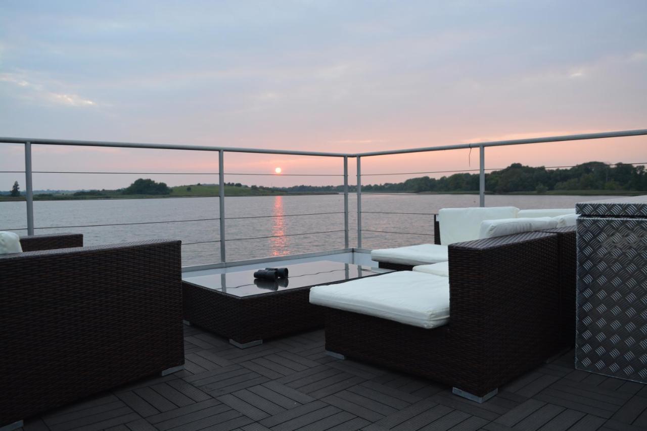 Hausboot Lagoon Stralsund Esterno foto